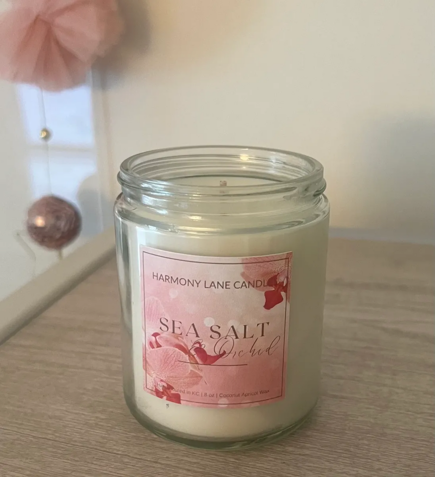 8 oz Sea Salt and Orchid Scented Candle