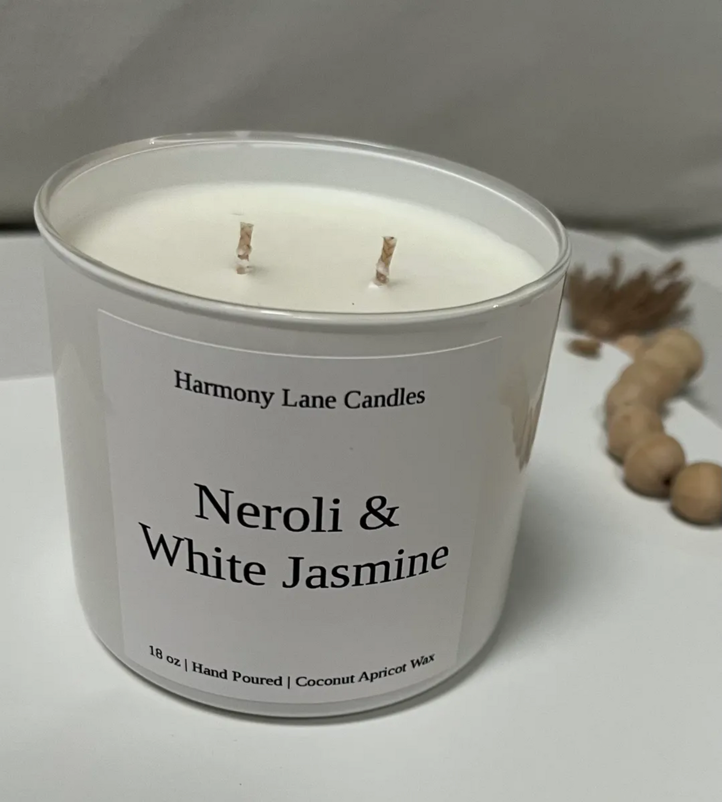 18 oz Neroli & White Jasmine Scented Candle
